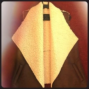 Sherpa Collared Vest by Love Tree